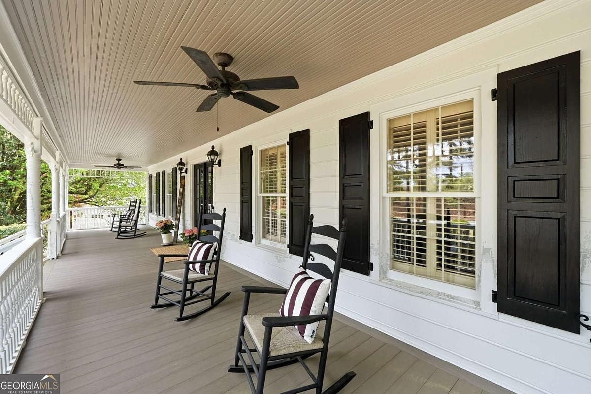 4039 Dunwoody Club Dr