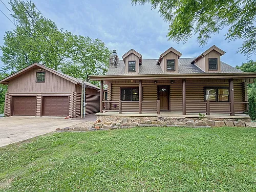 2414 Briggs Ave Photo 1