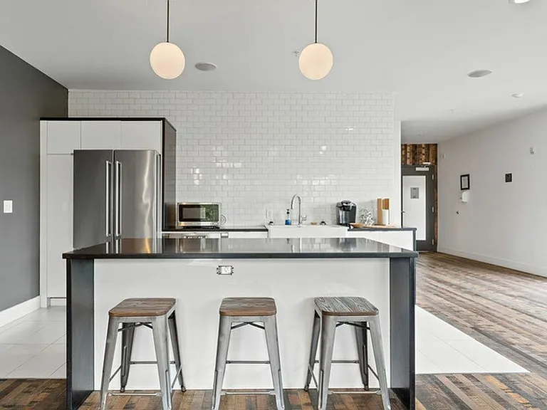 Clubhouse Kitchen