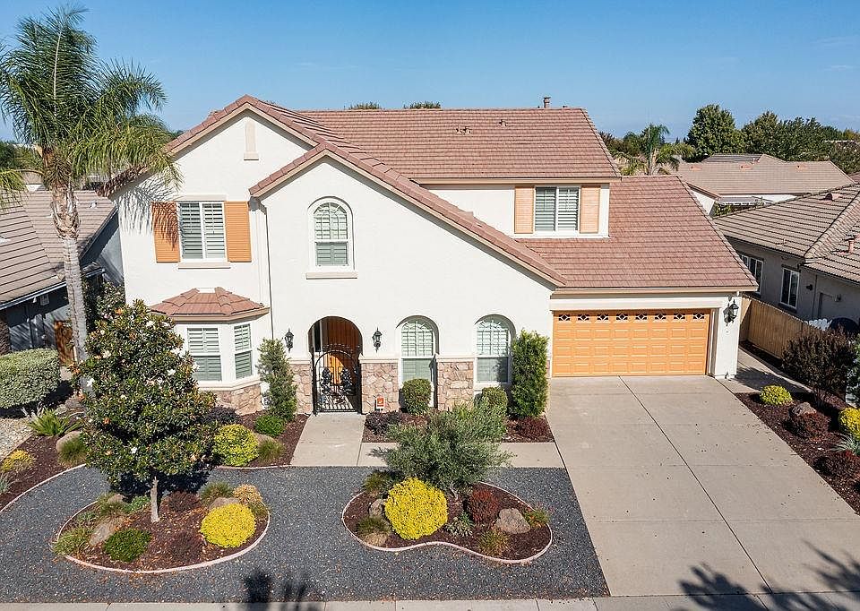 1st image of 3431 Corvina Dr