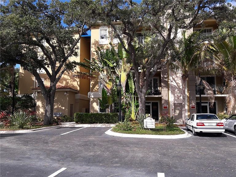 Broadway Promenade Apartments Sarasota, FL Zillow
