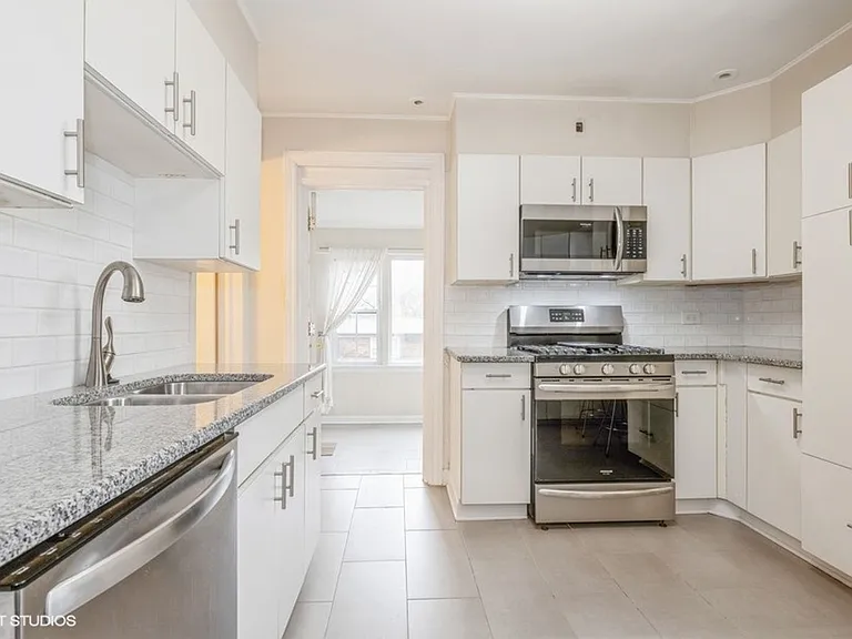 383 Park Ave — Photo 7