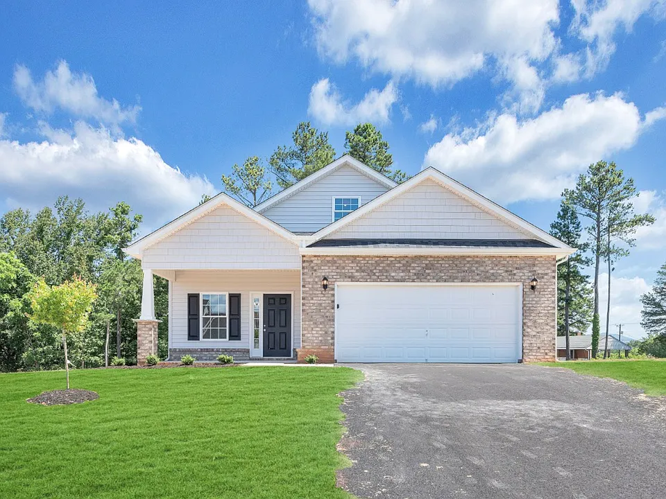 956 Carriage Pkwy