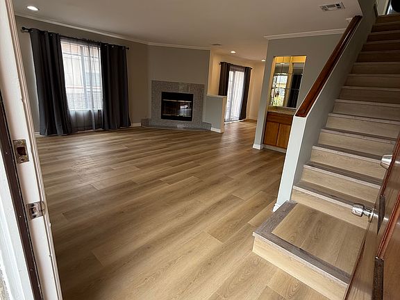 3rd image of 324 Fischer St #5