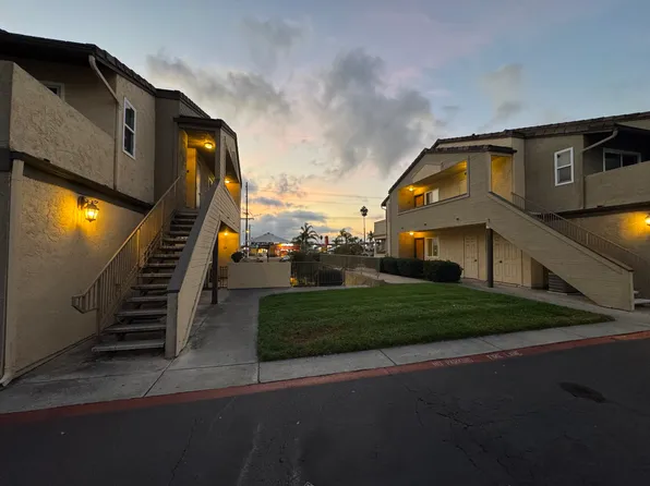 5009 Los Morros Way Unit 19, Oceanside, CA 92057