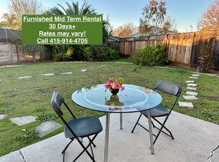 36 Henderson Pl, Menlo Park, CA 94025