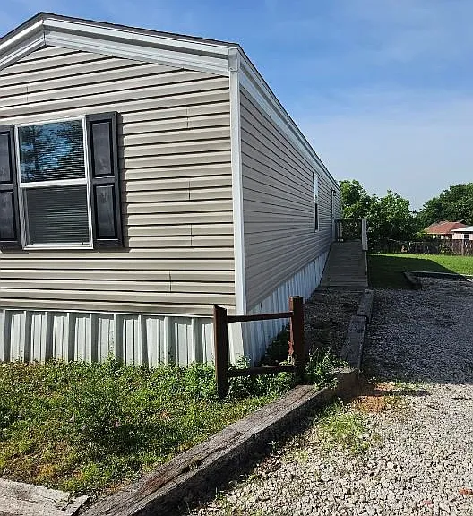 12179 N FM 730 — Photo 1