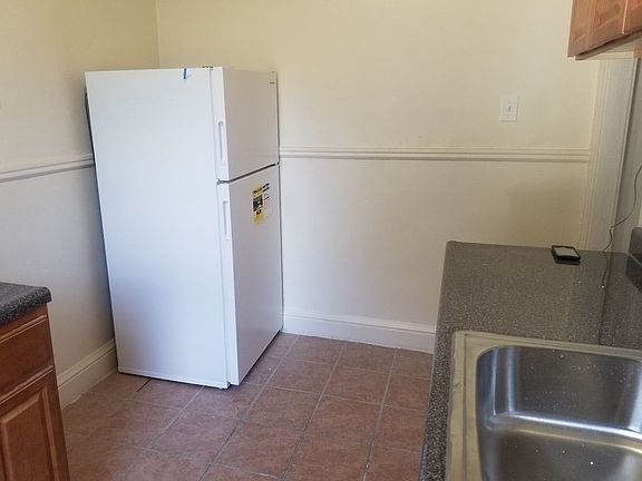 5th image of 8630 98th St APT 1F