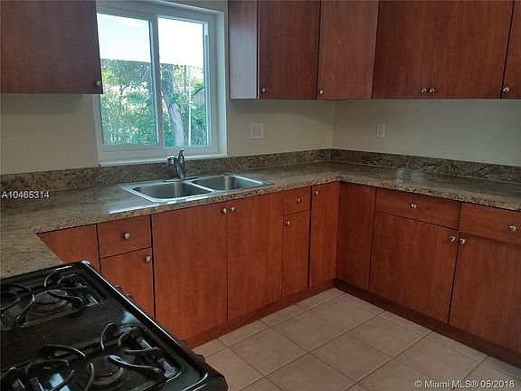 4th image of 14355 NE 8th Ave