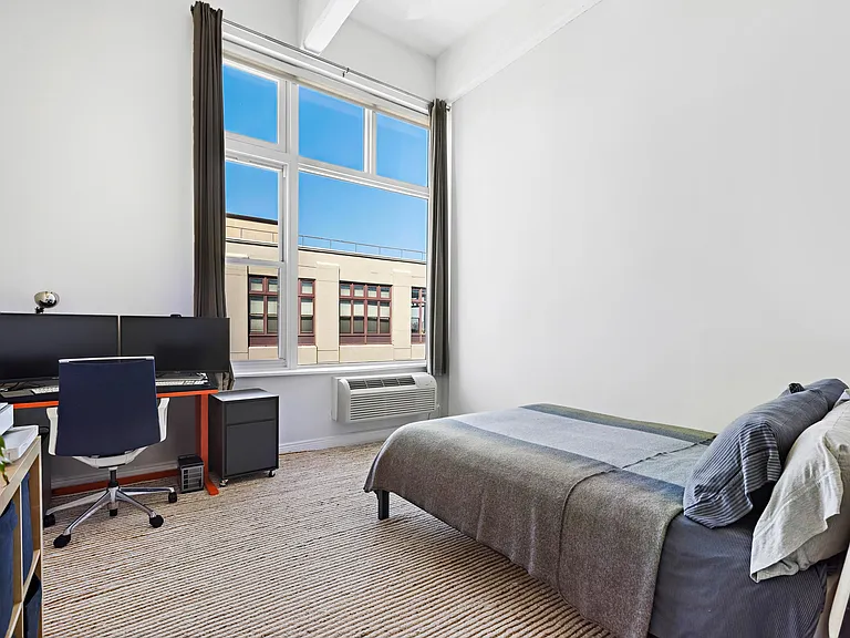 1500 Hudson St #12R — Photo 16