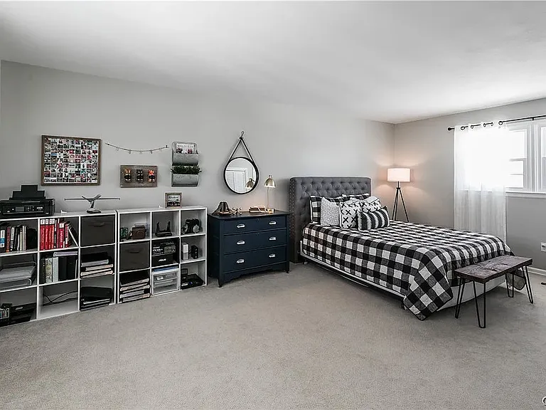 Large Bedroom 1