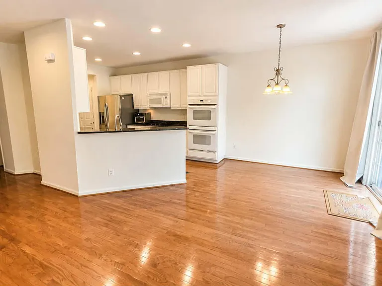 9147 Cascade Falls Dr — Photo 4