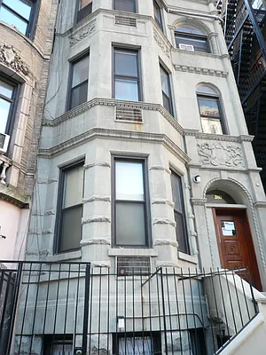 Rented by CLB Realty | media 30