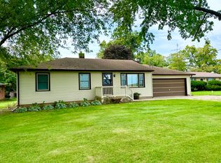 1455 N 2401st Rd, Ottawa, IL 61350