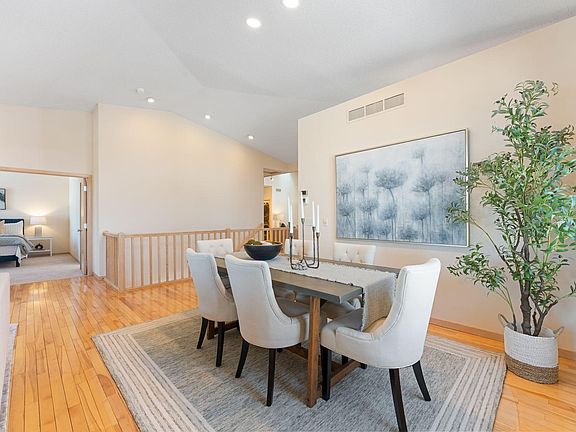 5th image of 8945 Hilloway Rd