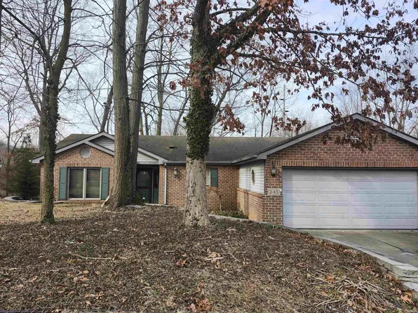 243 River Run Ct, Columbia City, IN 46725