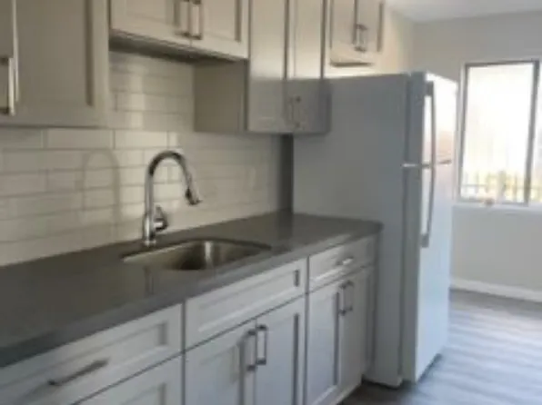 (undisclosed Address), Oakland, CA 94605