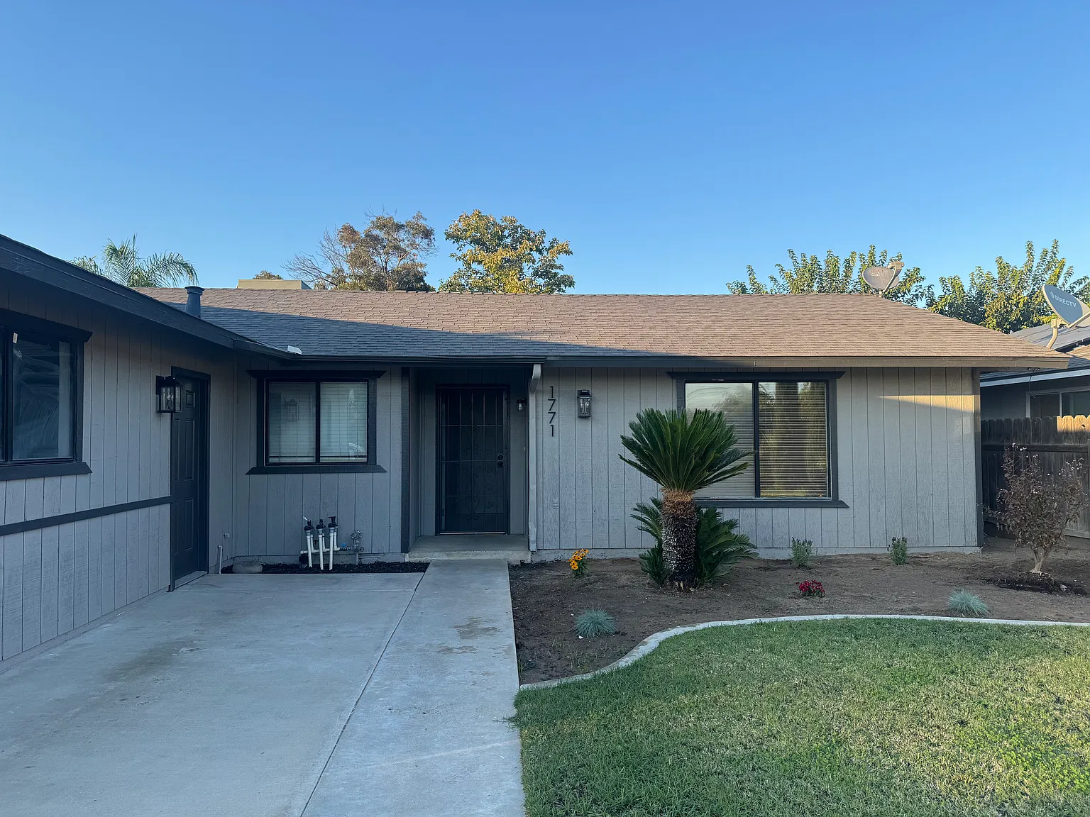 1771 Holland Ave — Photo 3