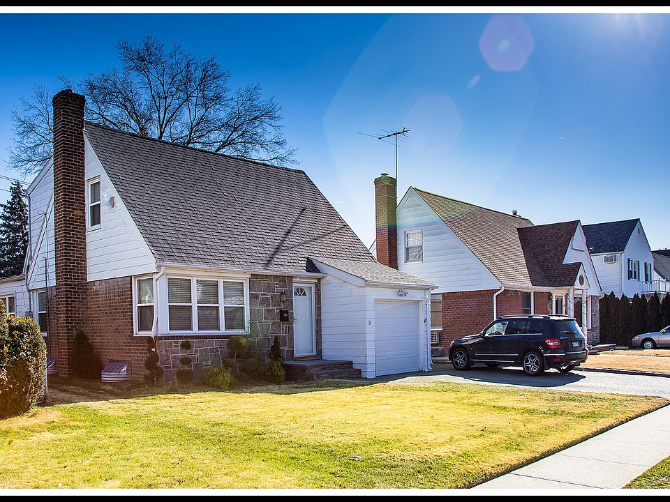 1st image of 26 Devonshire Dr