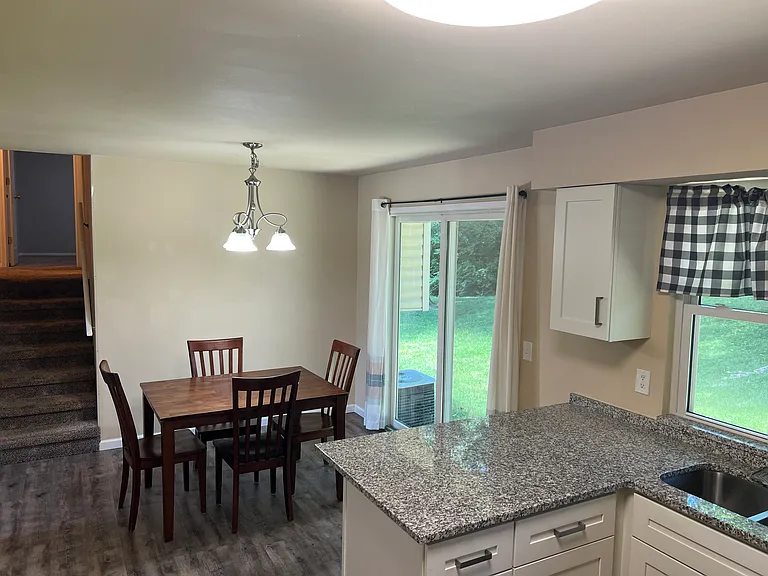 18 Duffy Ct — Photo 6