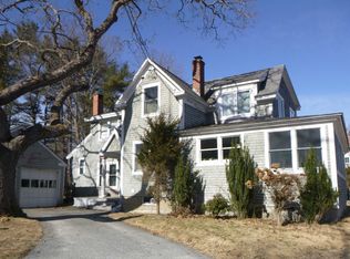 18 Old Mill Rd, Falmouth, ME 04105