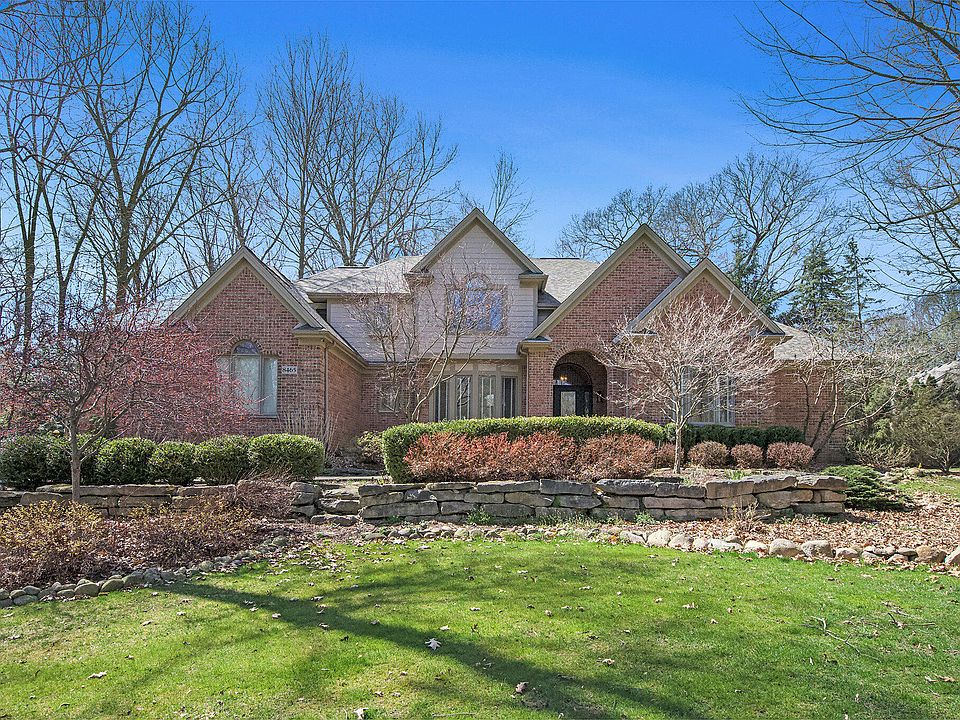 1st image of 8465 Cedar Hills Dr