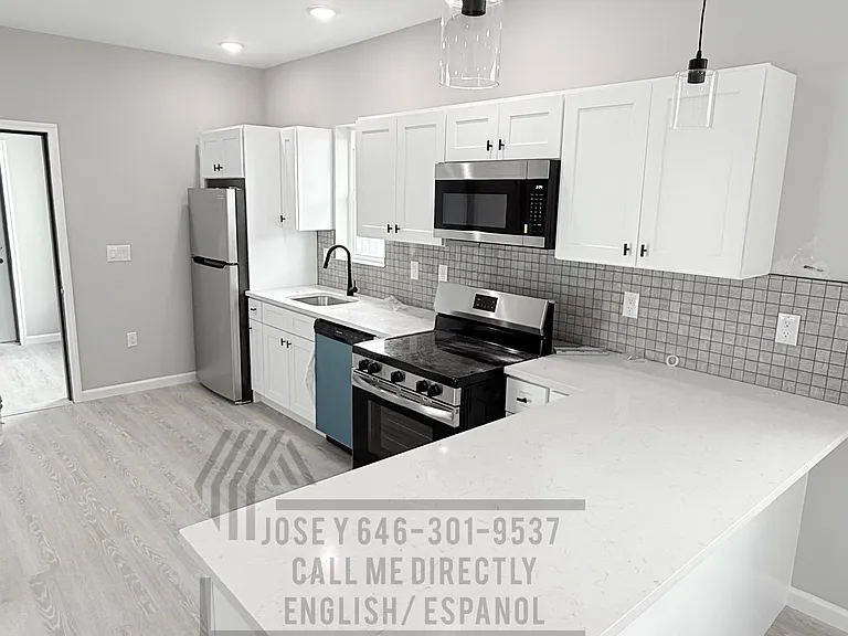 240-242 Harrison St #200 — Photo 1