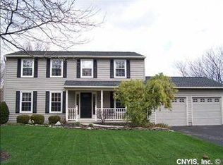 112 Viceroy Dr, Camillus, NY 13031