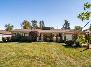 57 Fleetwood Ter, Williamsville, NY