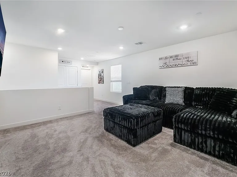 670 Tranquil Bay Ct — Photo 20