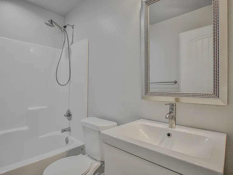 8809 16th St — Photo 31