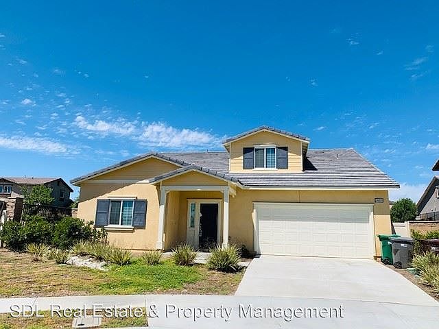 1st image of 34835 Oakwood Ln