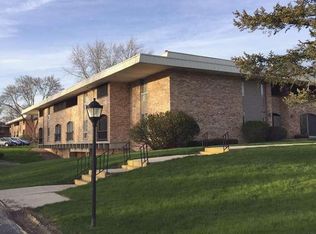 11910 W Mill Rd APT 7, Milwaukee, WI 53225