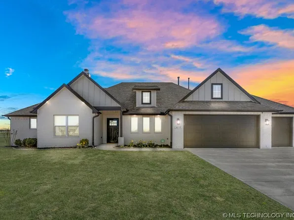 30135 Maxine Ave, Inola, OK 74036