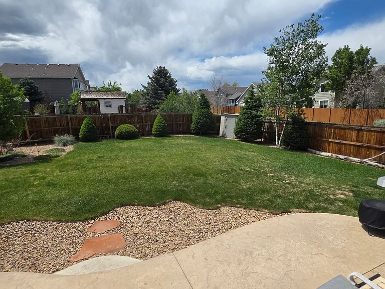 81 Laramie Ct — Photo 37