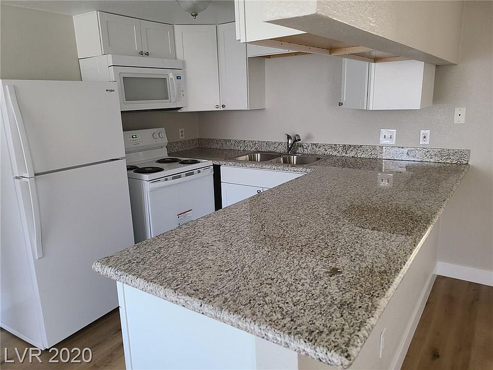 1st image of 801 Palo Verde Dr #C