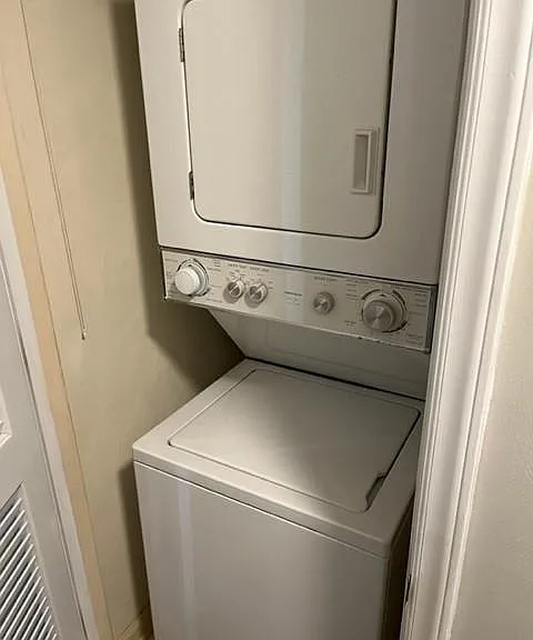Washer & Dryer