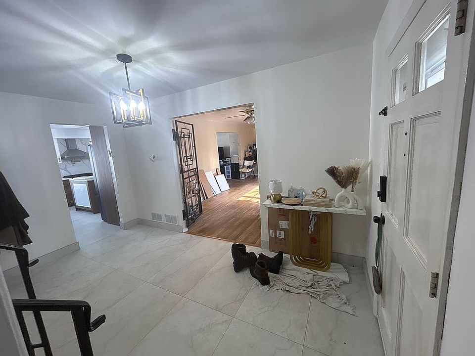 2nd image of 333 S Lincoln Ave