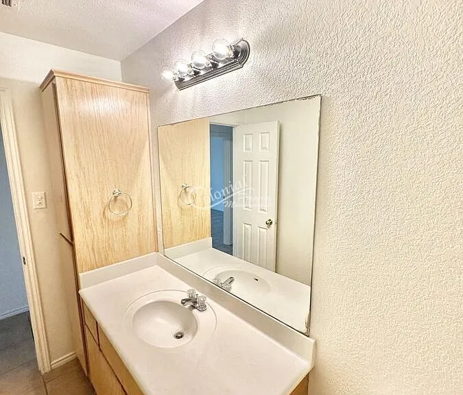 5800 Allstar Ct #A — Photo 8