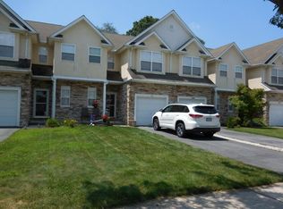 218 Maple Ct, Alburtis, PA 18011