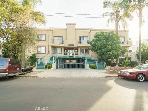 7330 Eton Ave Unit 202, Canoga Park, CA 91303