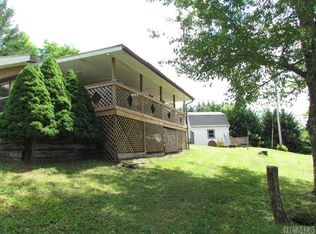 62 Reality Ridge Rd, Glenville, NC 28736