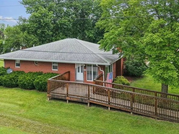 305 N John St, Moravia, IA 52571
