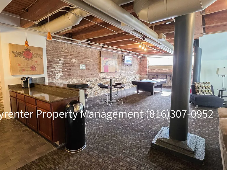 700 Broadway Blvd #308 — Photo 6