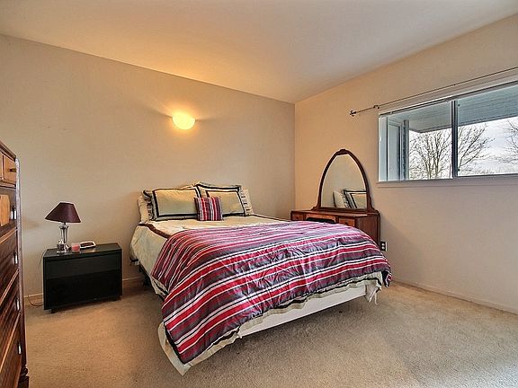 4th image of 3540 Lake Washington Blvd SE APT G2