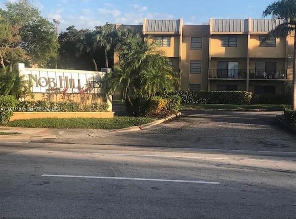 1st image of 10413 N Kendall Dr APT B206