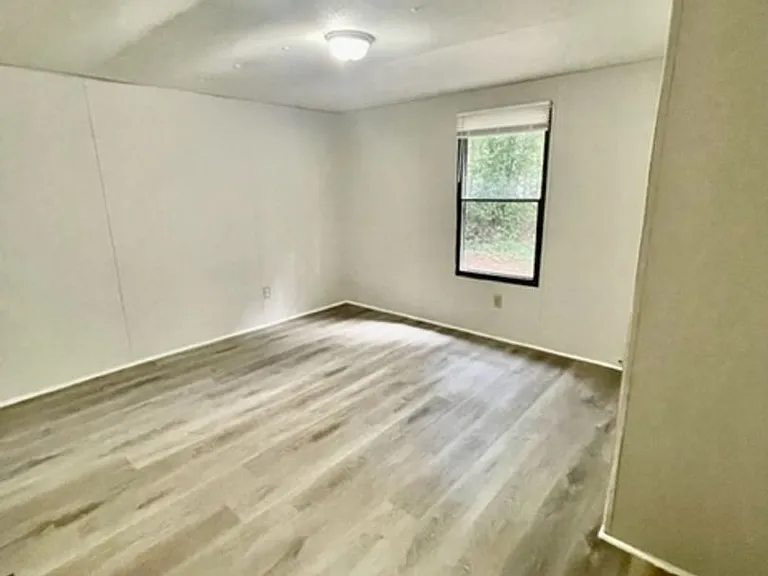1736 Ratchford Dr — Photo 9