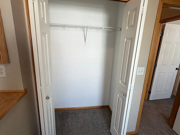 1123 SE Village View Ln — Photo 19
