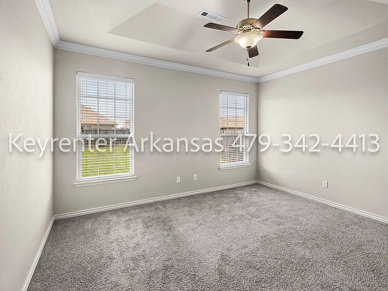 800 SW Summitchase Rd — Photo 15