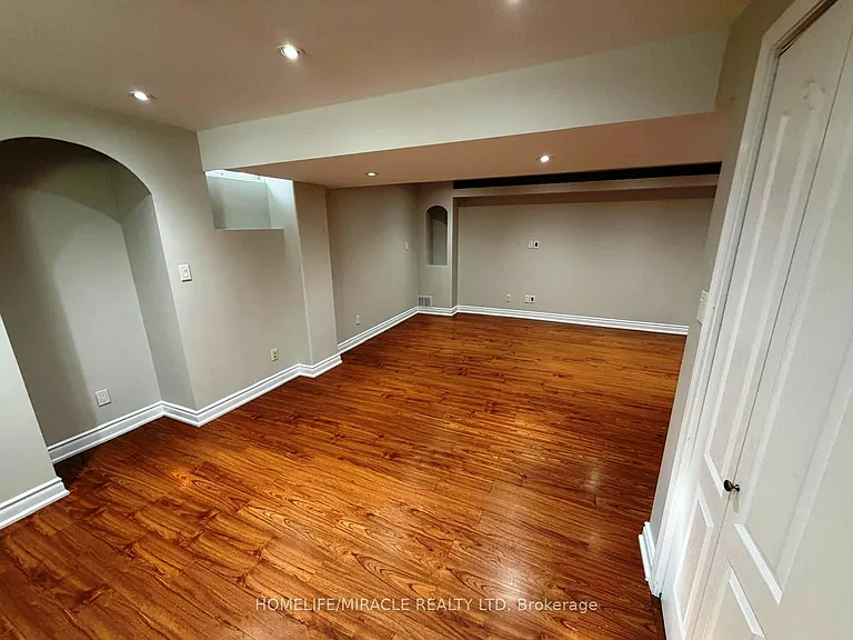 26 Fishing Cres — Photo 30